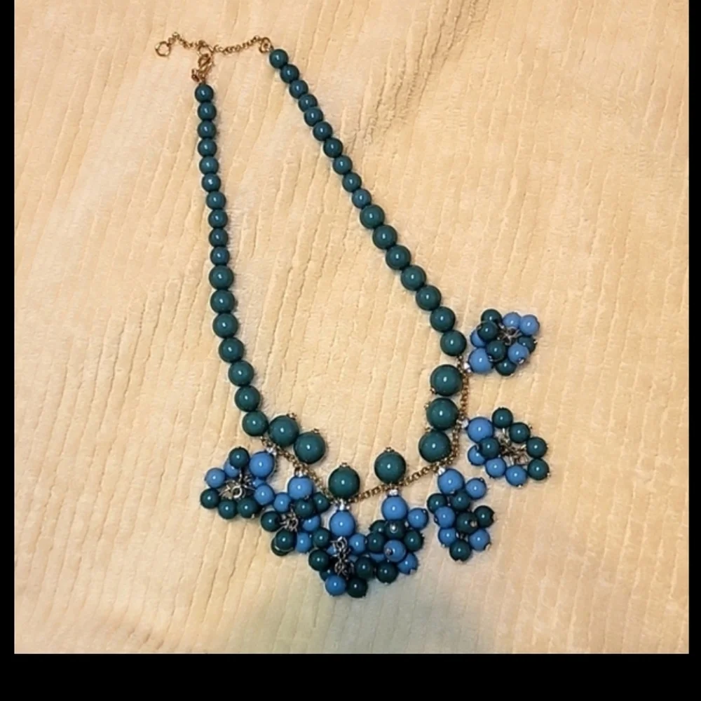 Ann Taylor Chunky Bib Necklace Boho Chic Retro‎